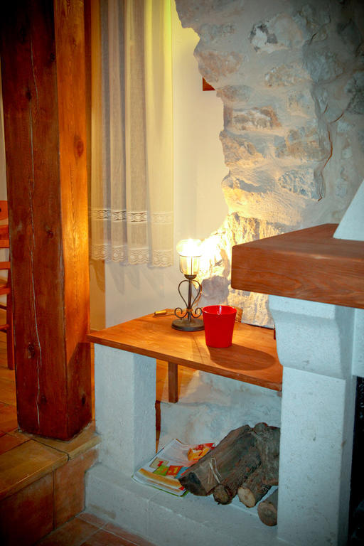 Casa Rural La Bodeguilla Алкала дел Хукар Екстериор снимка